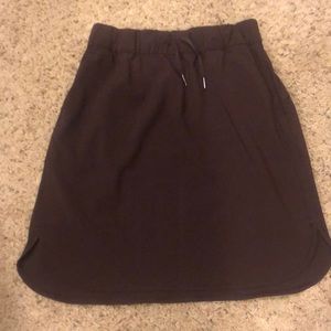 Lululemon burgundy skirt